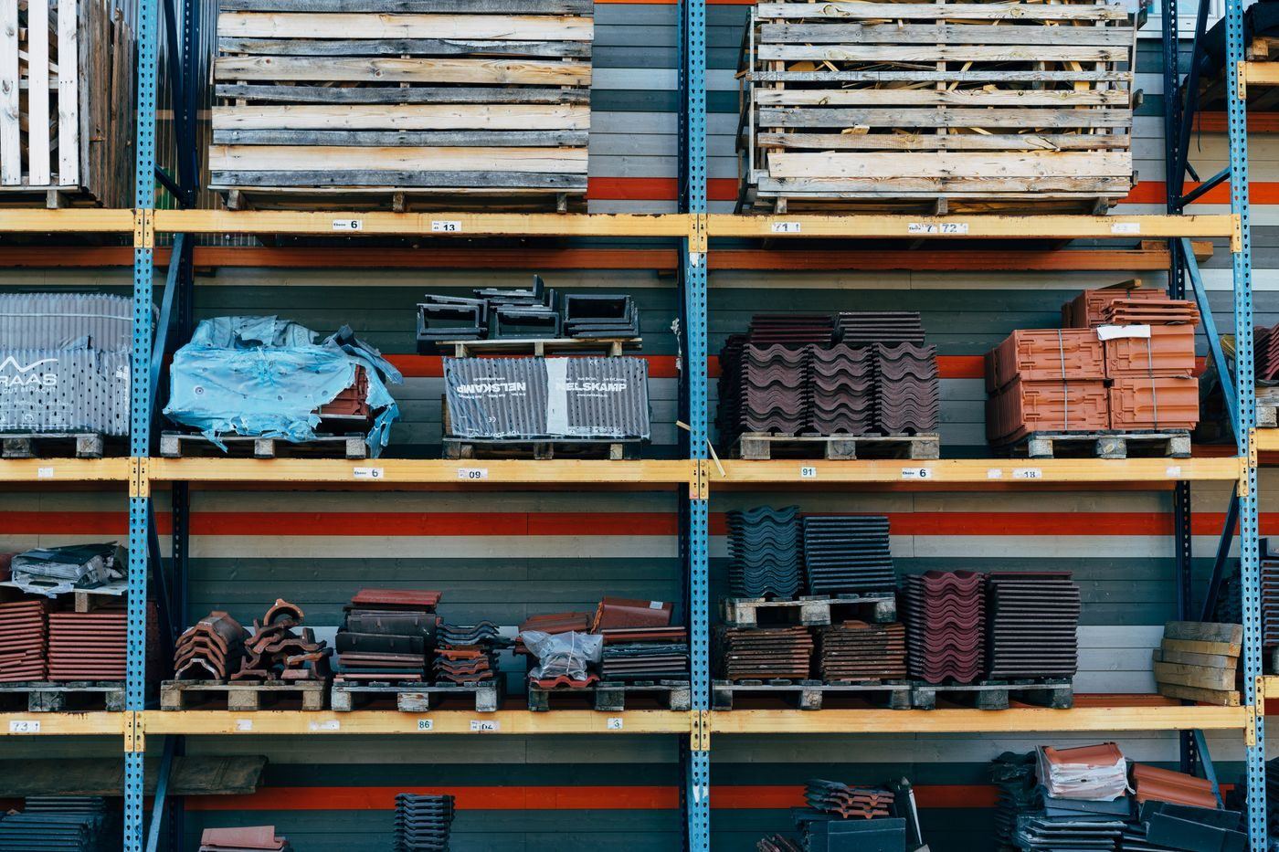 Bins of bolts, nuts and fasteners at the counter